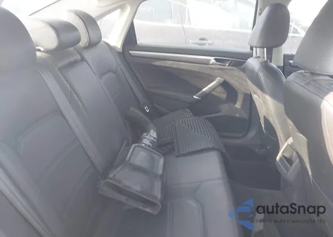 2017 Volkswagen Passat 1.8T R-Line from USA, damaged, VIN 1VWDT7A37HC045423